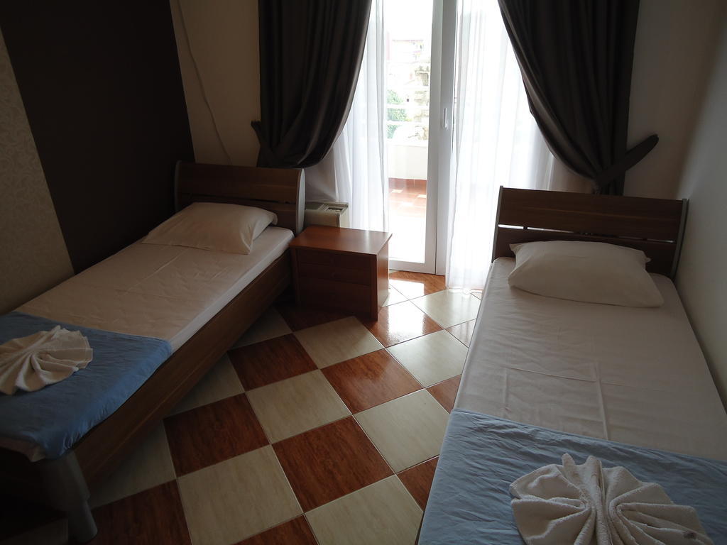 Guesthouse Villa Gaga Budva Habitación foto